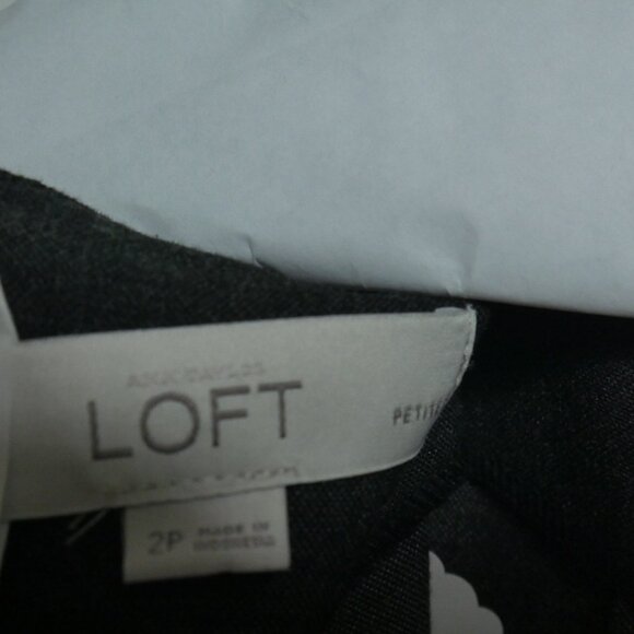 Ann Taylor LOFT Petites Black Pencil Mini Skirt - Size 2P - Picture 9 of 14